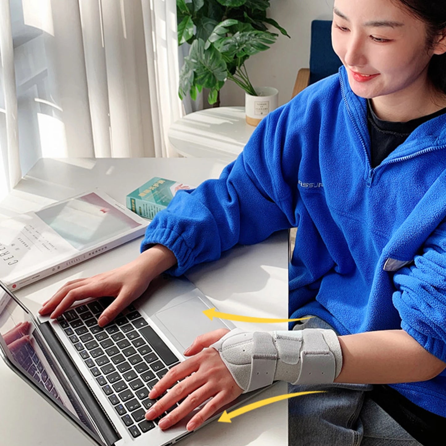 Waist Bracer Wrist Support Splint Hand And Wrist Support For Carpal Tunnel And Tendonitis Left / Right Hand Available